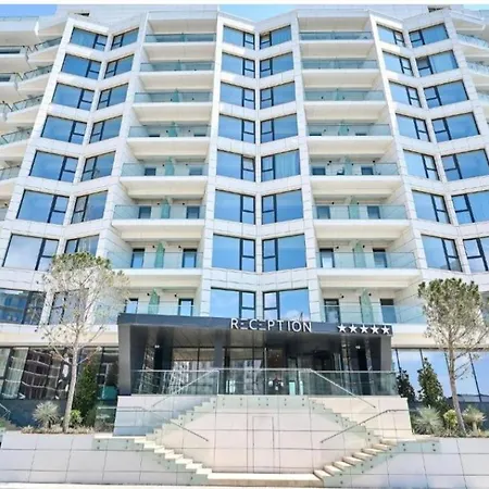 Apartment 2 Prima Linie Allezi Infinity Gold
